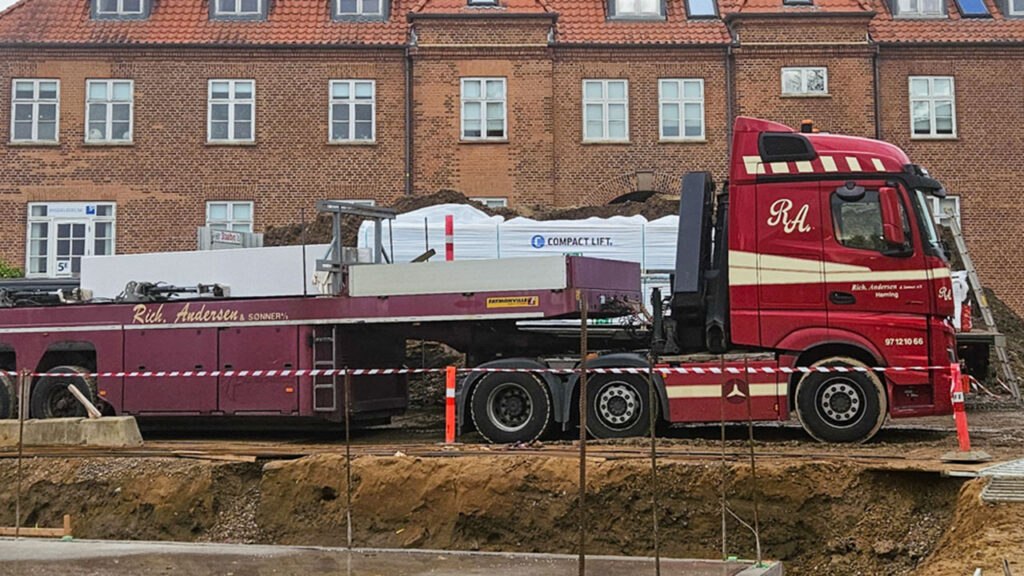 Levering af Compact Lift